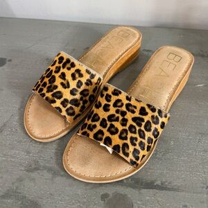 Beach by Matisse Leopard Print Slide Sandals | Size 7 | Real Leather Cow Hair